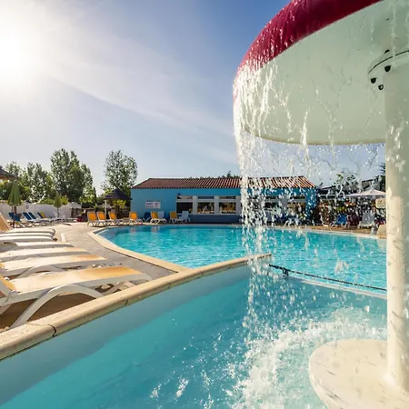 Le Bois Soleil - Mobil 3 Pieces 4 Personnes Terrasse Integree Mae-4364 Campsite 4*